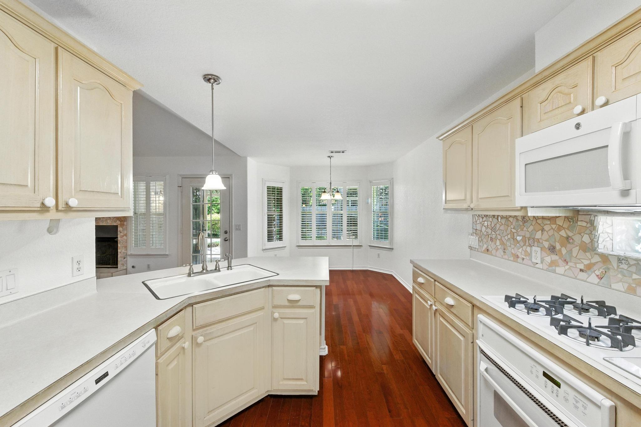 125 Melissa Ct, Georgetown, TX 78628