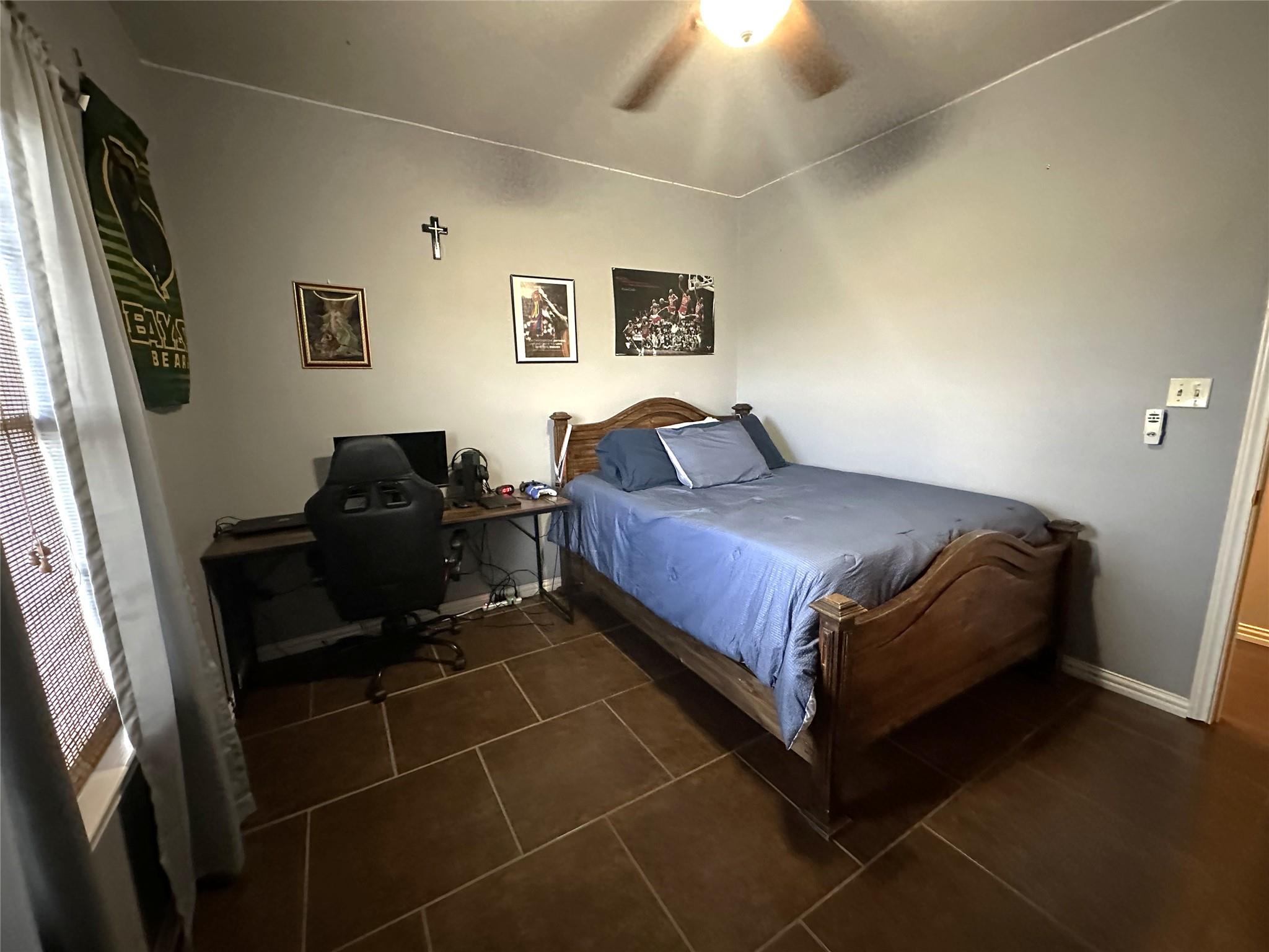 420 Farm to Market 609, La Grange, TX 78945