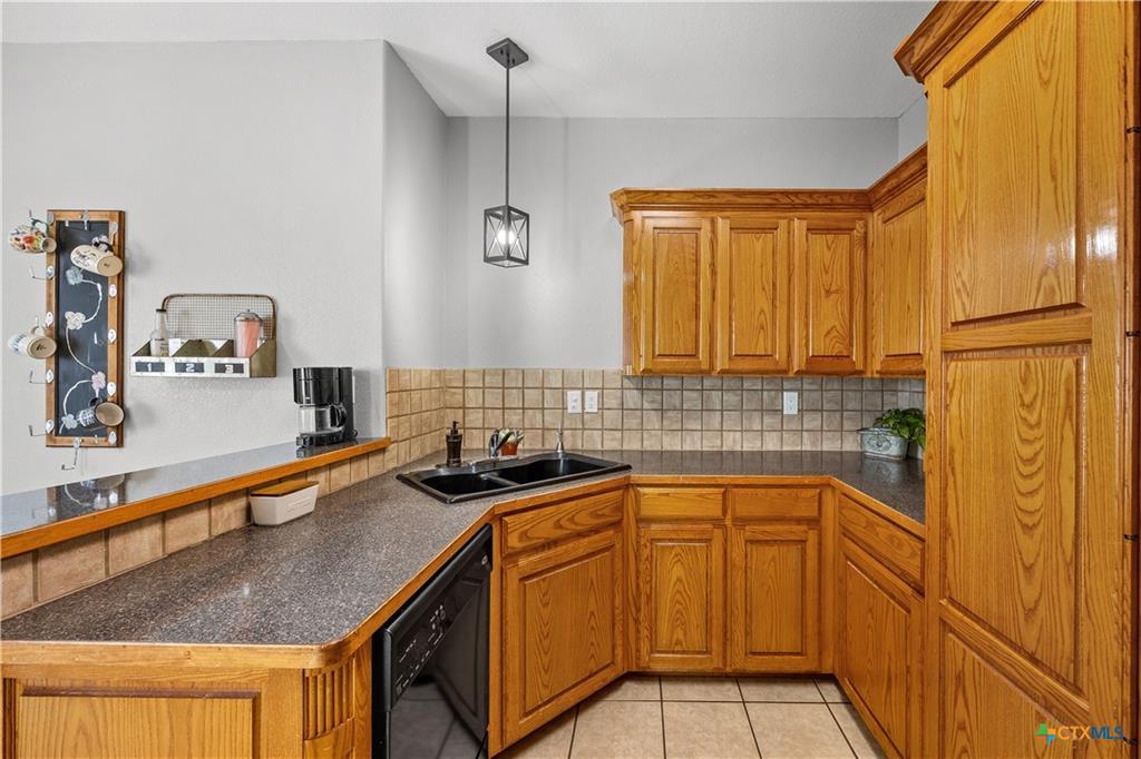 1398 County Road 3152, Kempner, TX 76539