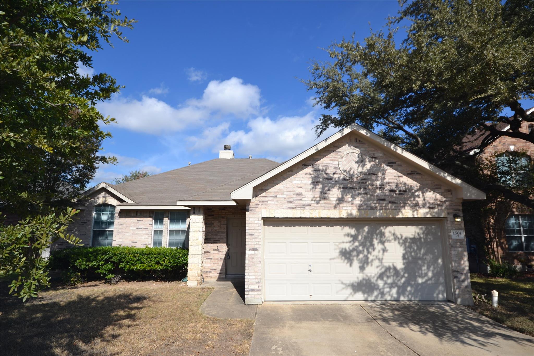 1501 Encino Dr, Leander, TX 78641