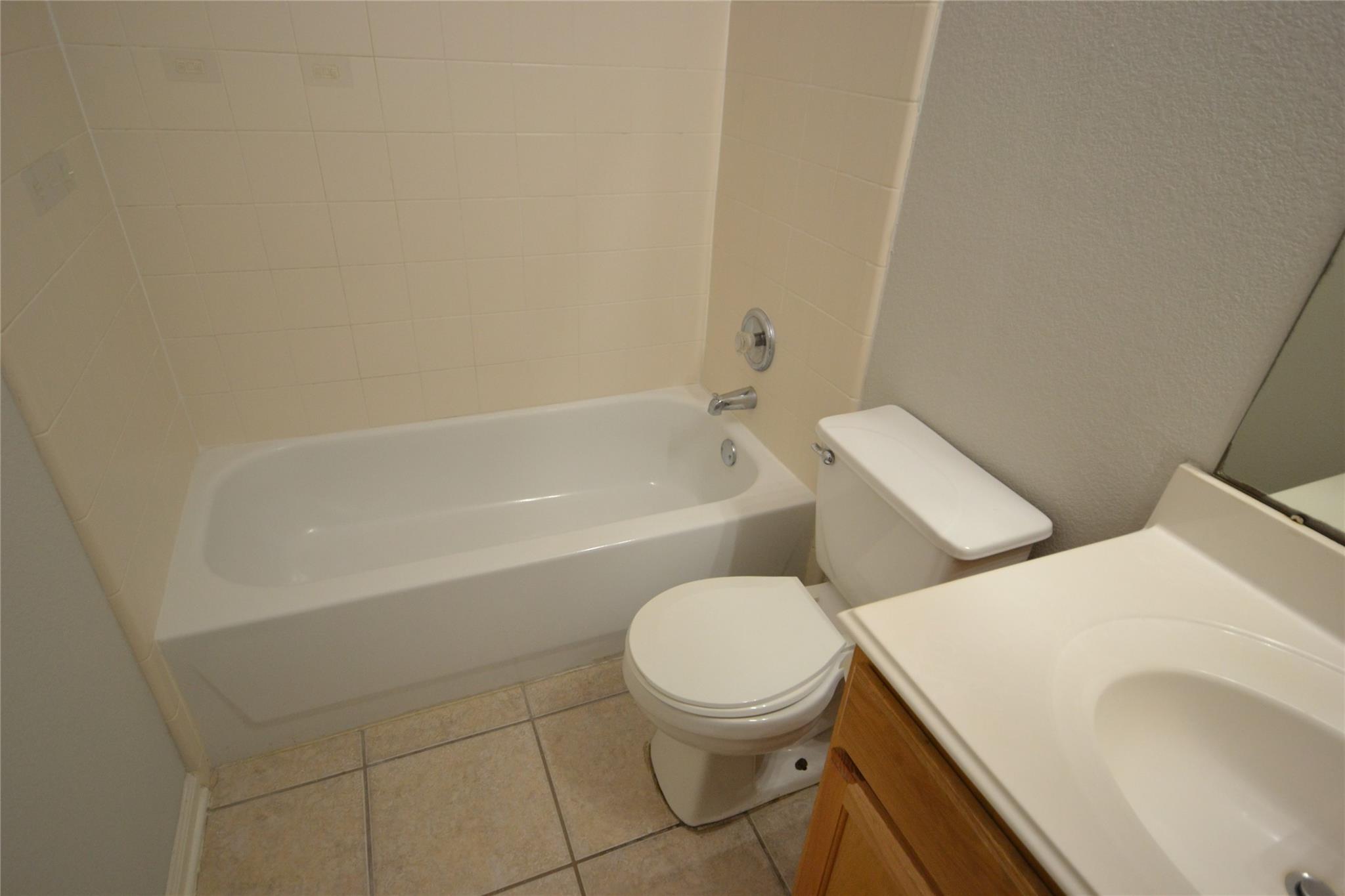 1501 Encino Dr, Leander, TX 78641