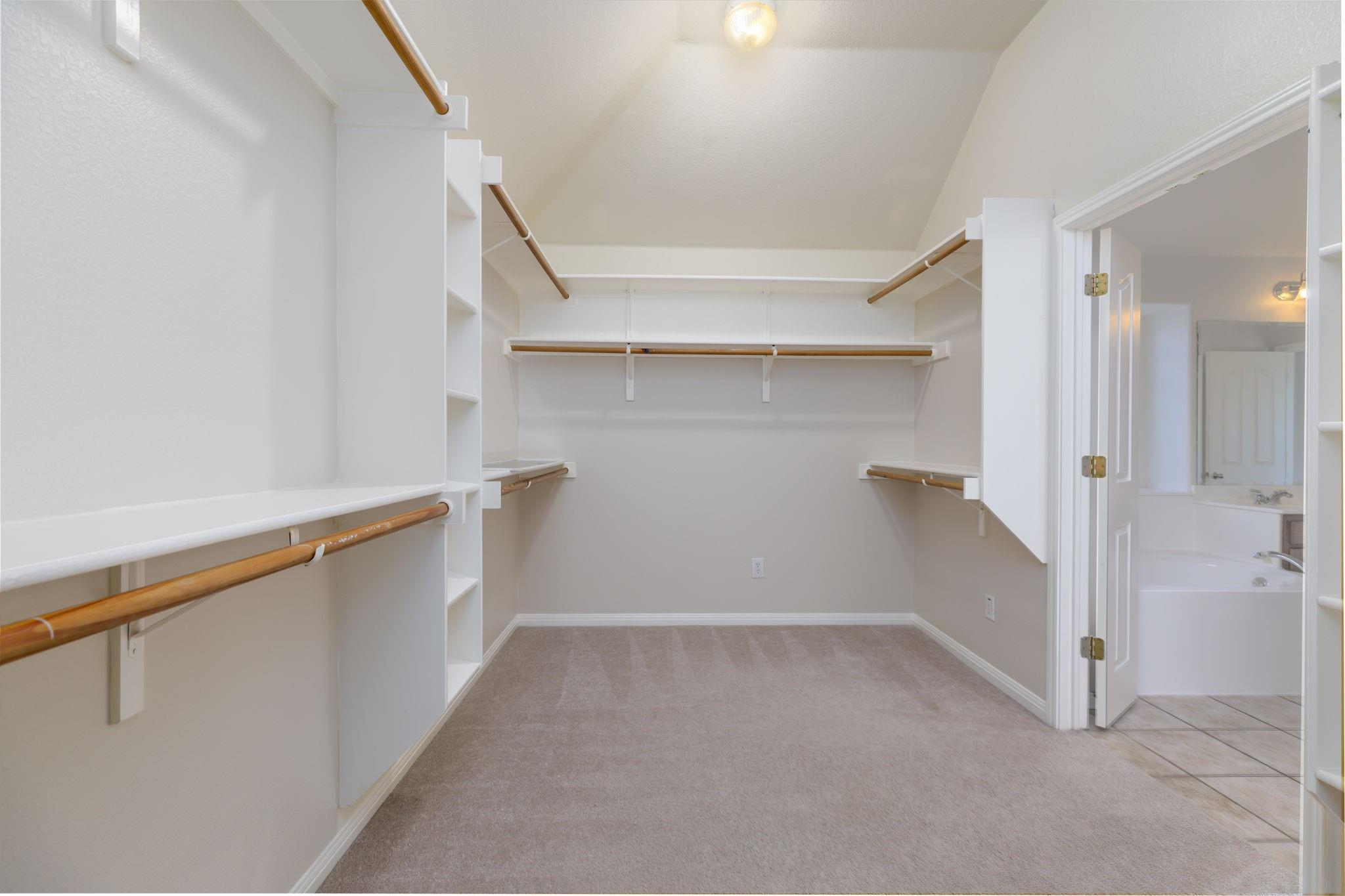 2901 Cashell Wood Dr, Cedar Park, TX 78613