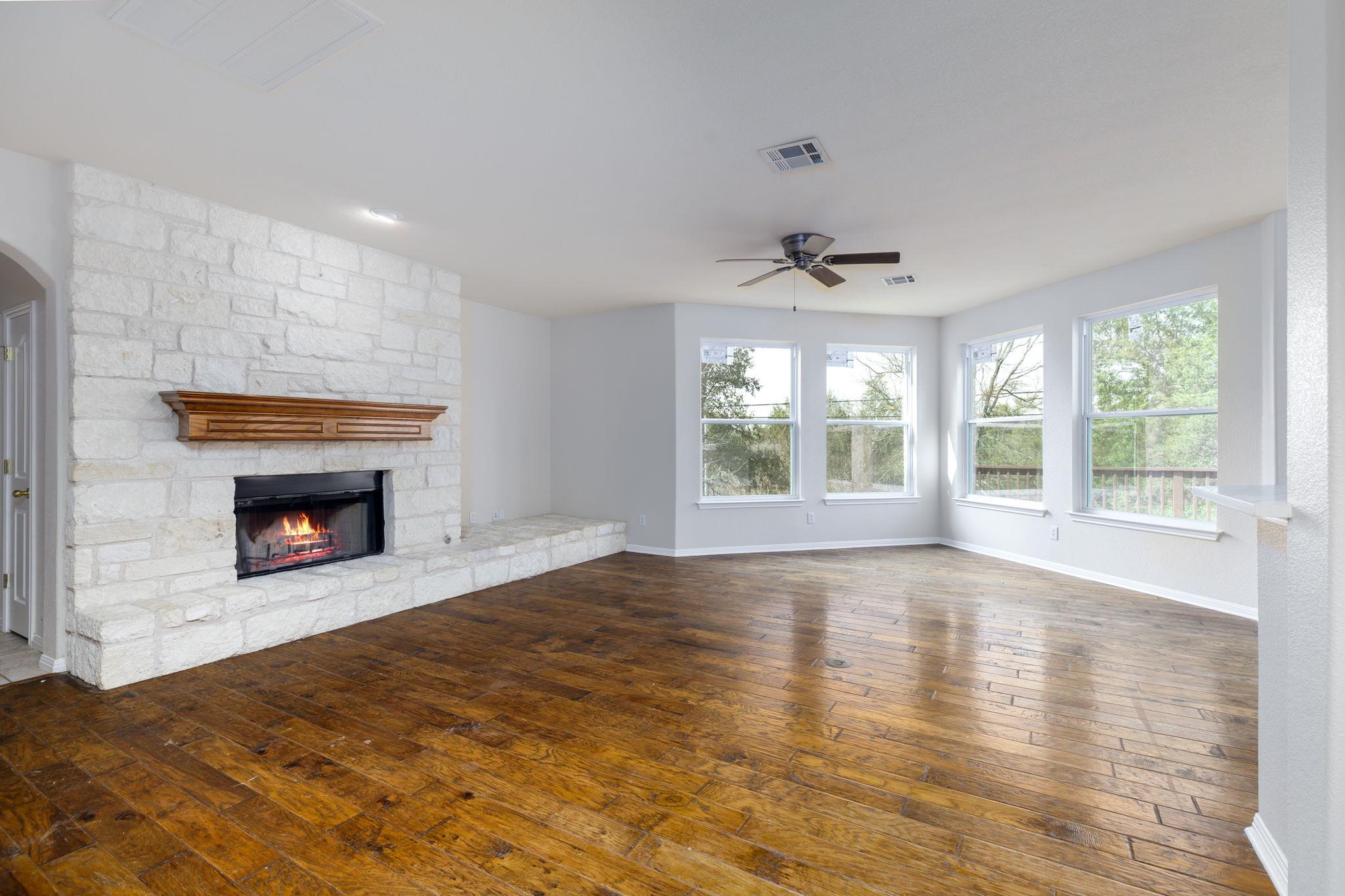 2901 Cashell Wood Dr, Cedar Park, TX 78613