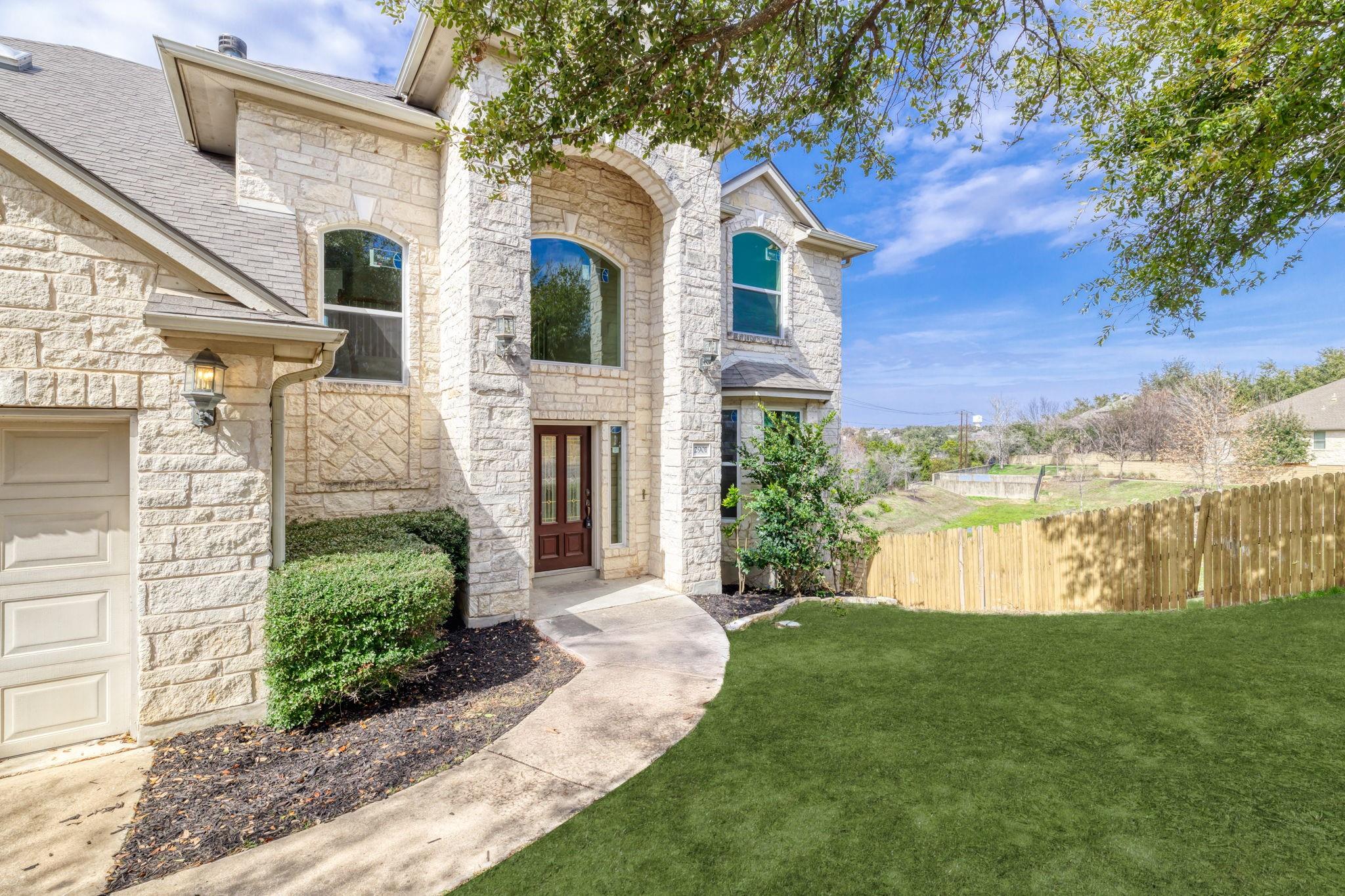 2901 Cashell Wood Dr, Cedar Park, TX 78613