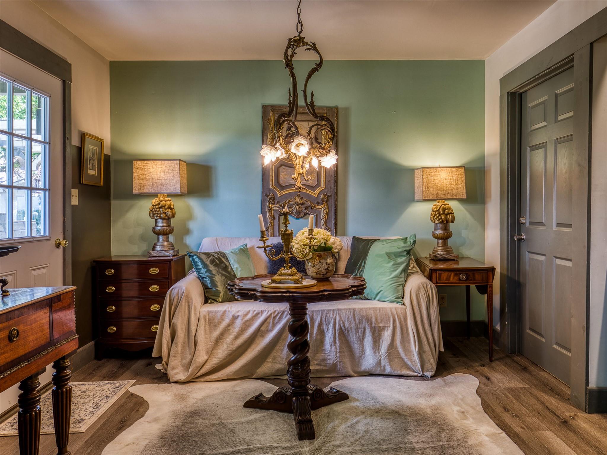 2105 N N State Highway 237, Round Top, TX 78954