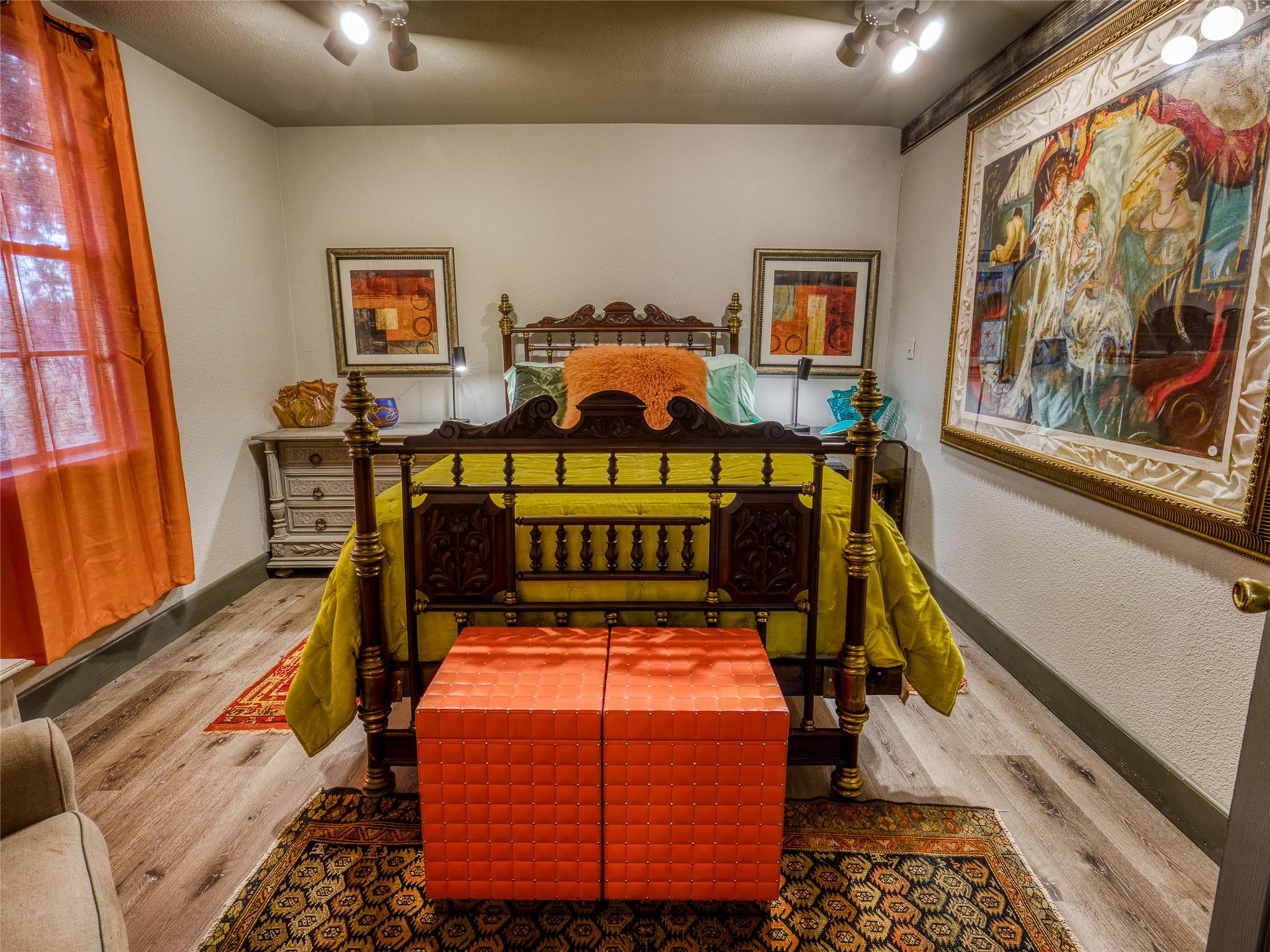 2105 N N State Highway 237, Round Top, TX 78954