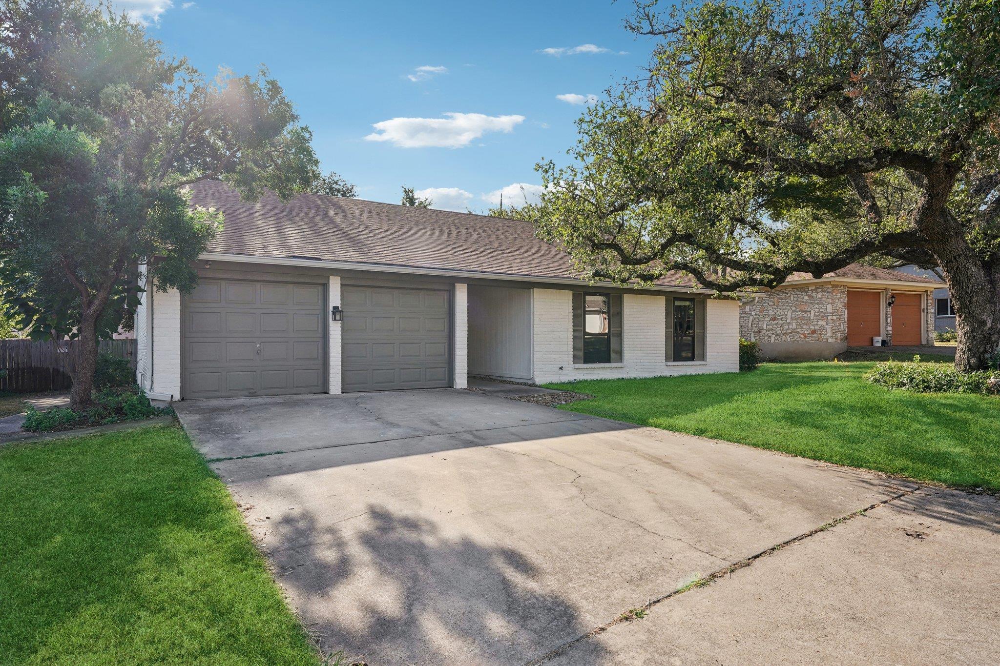 10229 Missel Thrush Dr, Austin, TX 78750