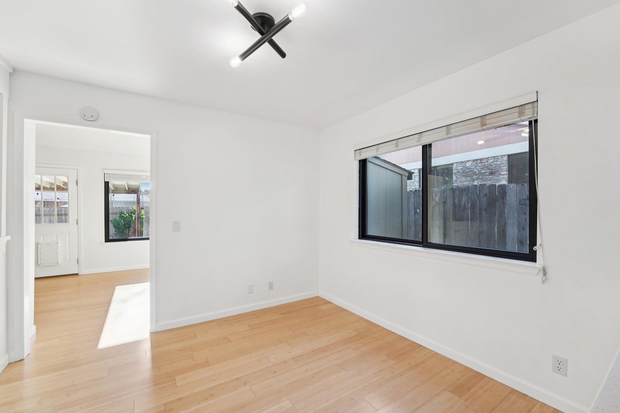 10229 Missel Thrush Dr, Austin, TX 78750