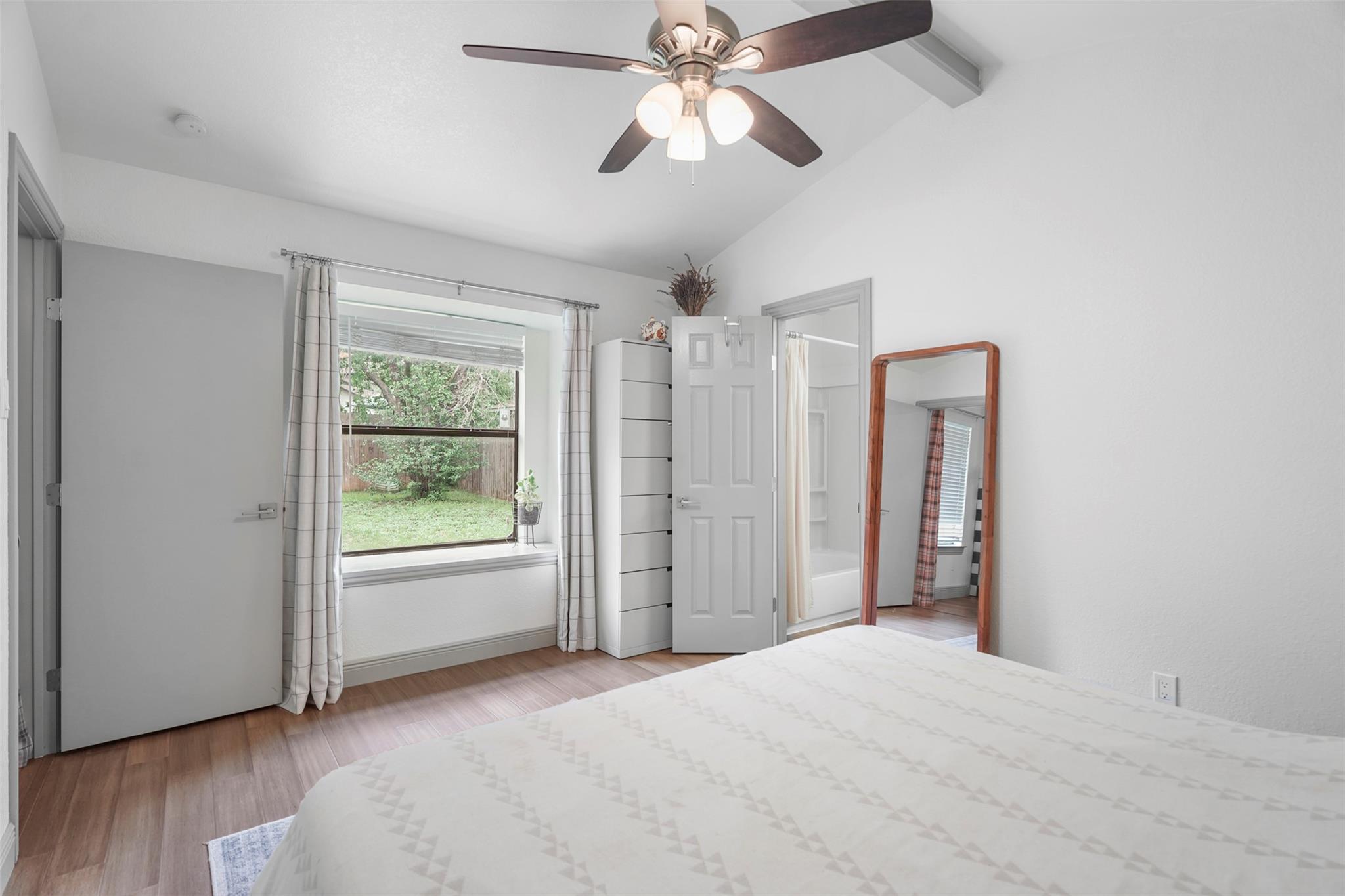 7912 Tiffany Dr, Austin, TX 78749