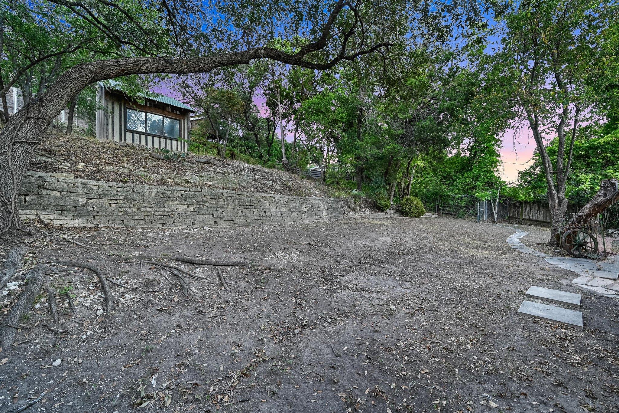 5723 Highland Hills Dr, Austin, TX 78731