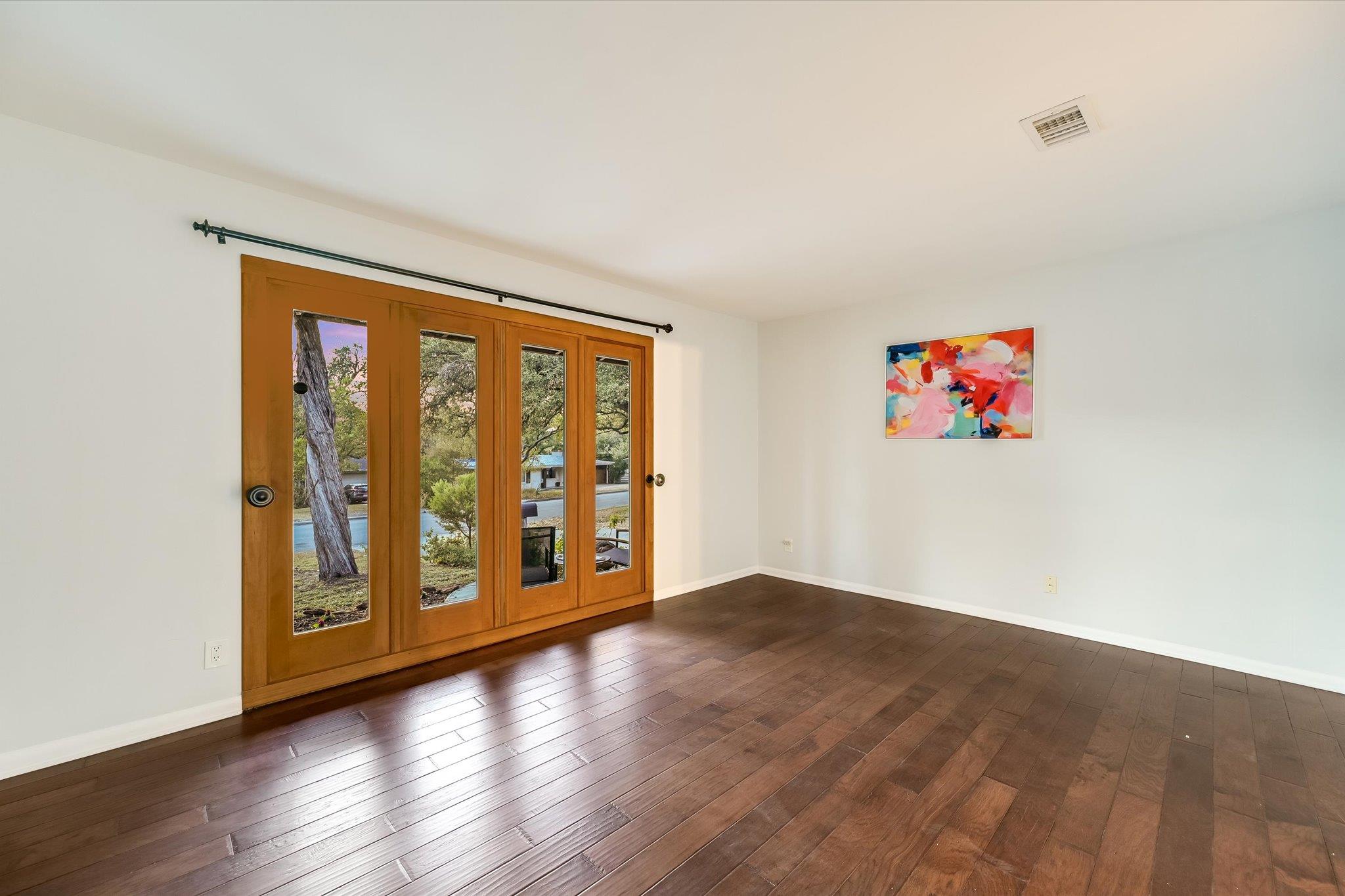 5723 Highland Hills Dr, Austin, TX 78731