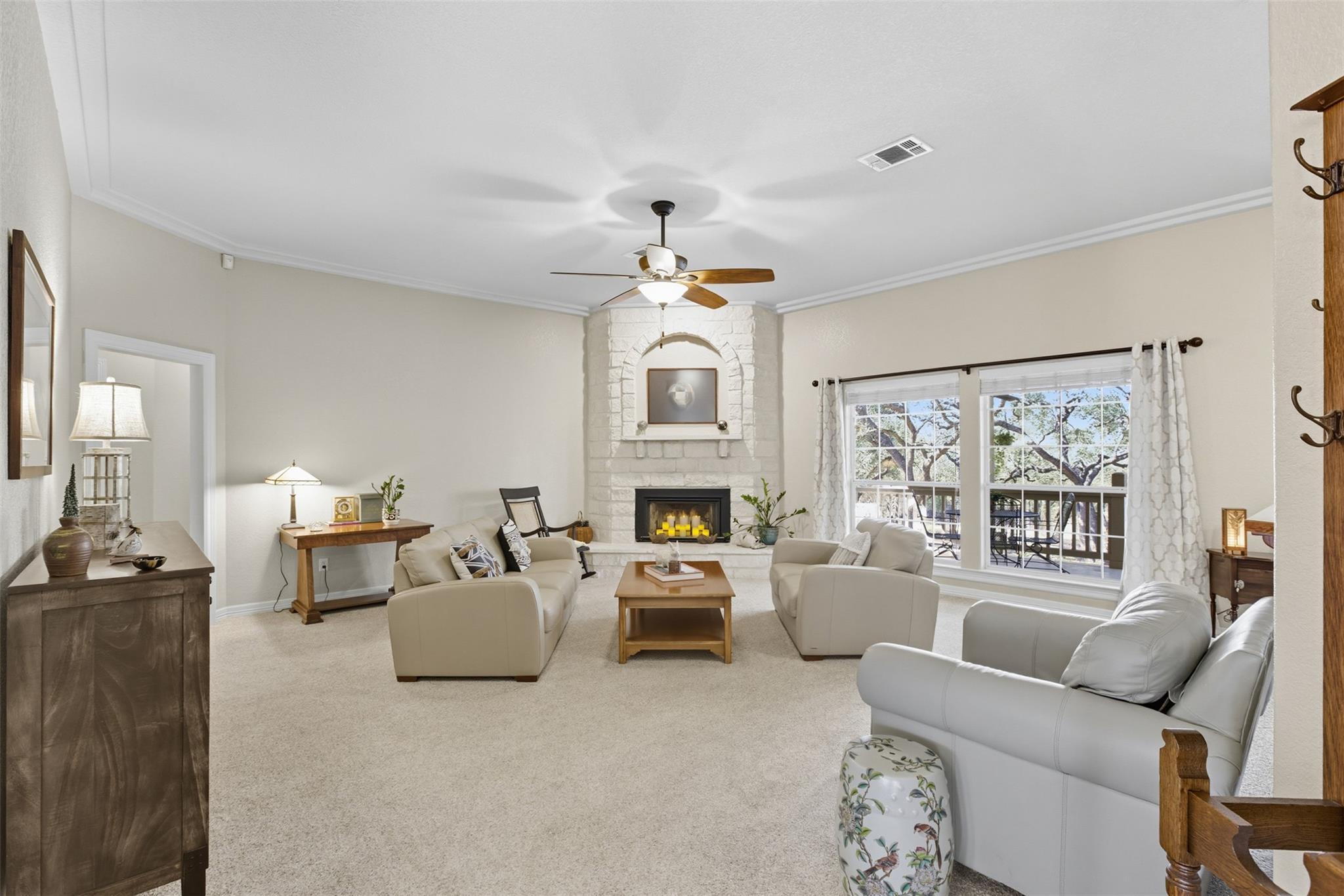 405 Allen Cir, Georgetown, TX 78633