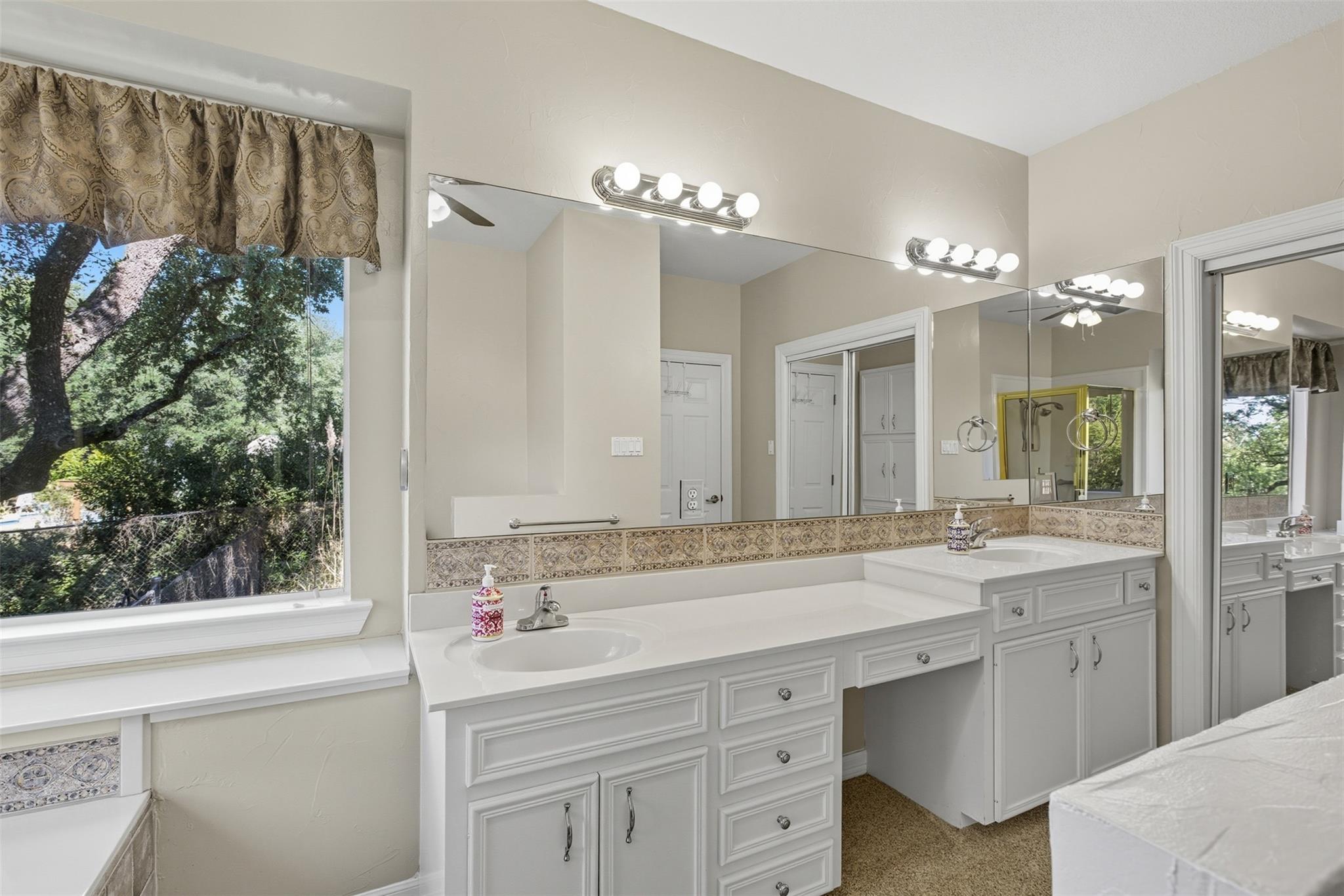 405 Allen Cir, Georgetown, TX 78633