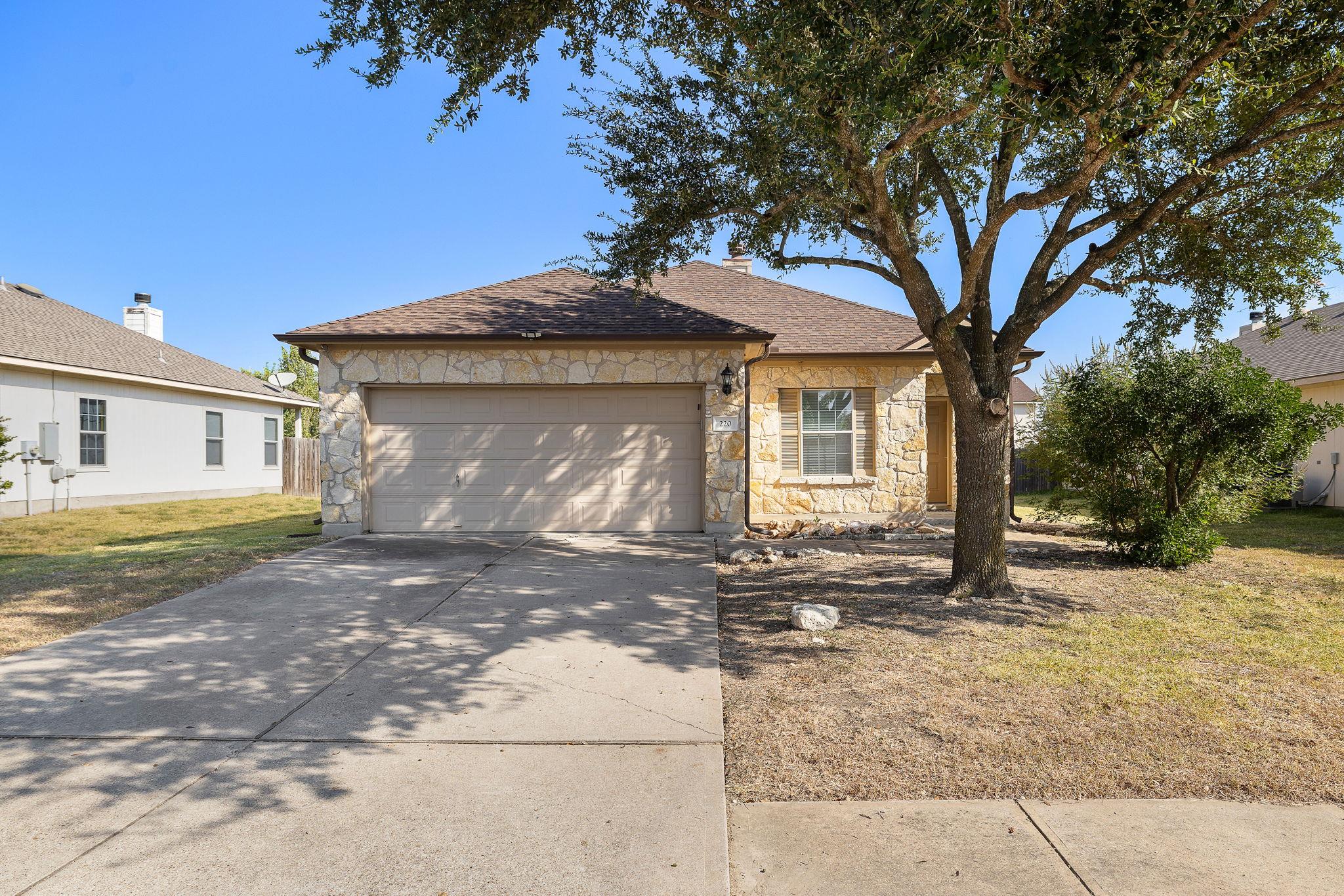 220 Flinn St, Hutto, TX 78634