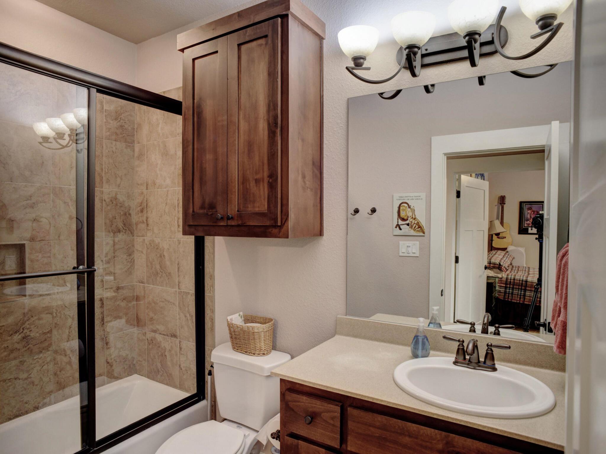 138 Wood Hollow Ct, Bastrop, TX 78602