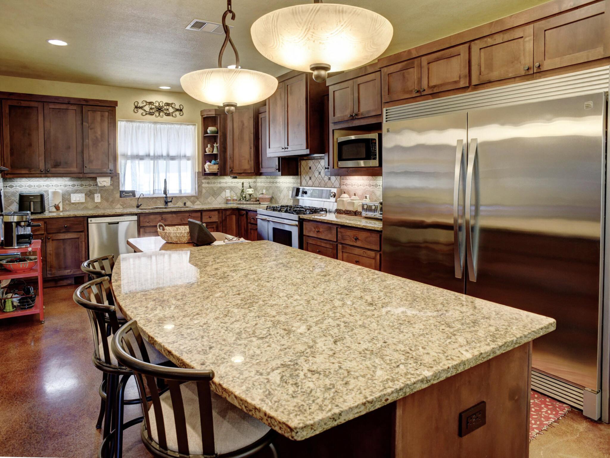 138 Wood Hollow Ct, Bastrop, TX 78602