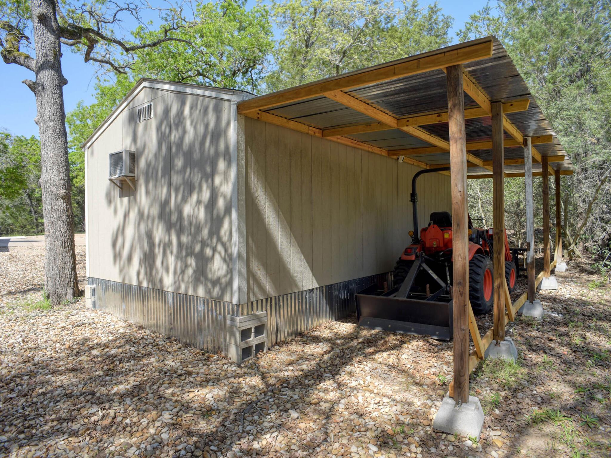 138 Wood Hollow Ct, Bastrop, TX 78602