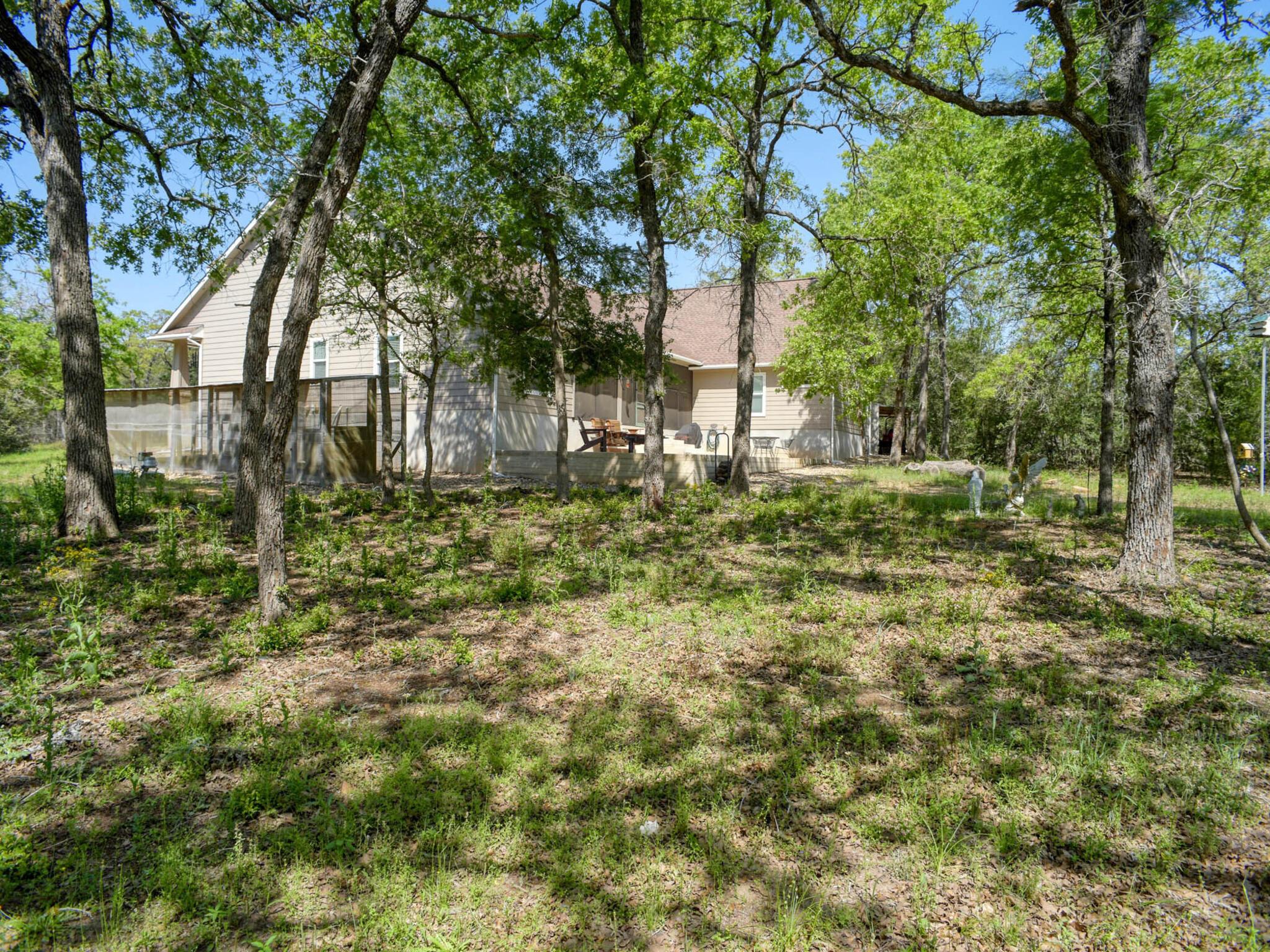 138 Wood Hollow Ct, Bastrop, TX 78602