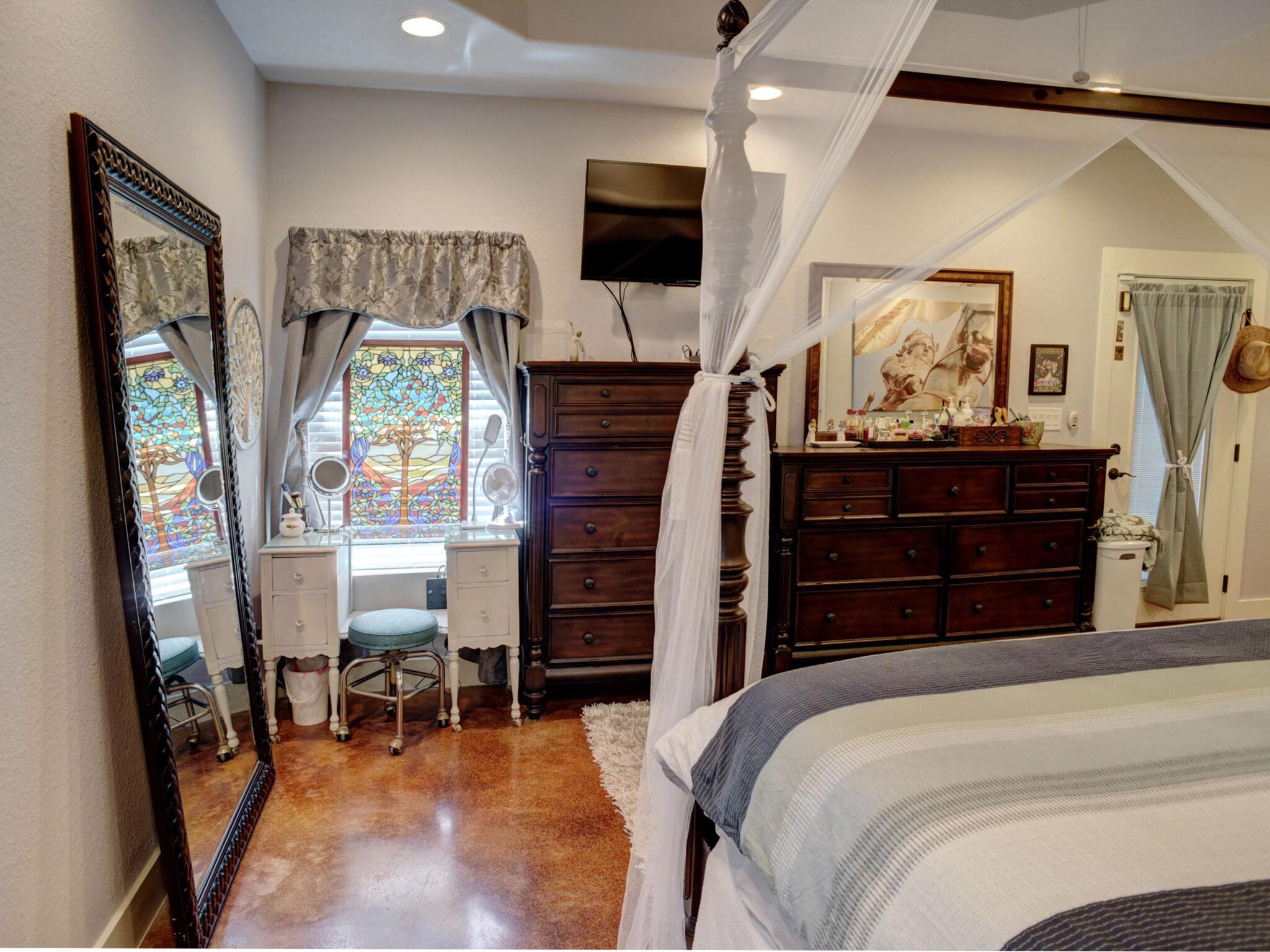 138 Wood Hollow Ct, Bastrop, TX 78602