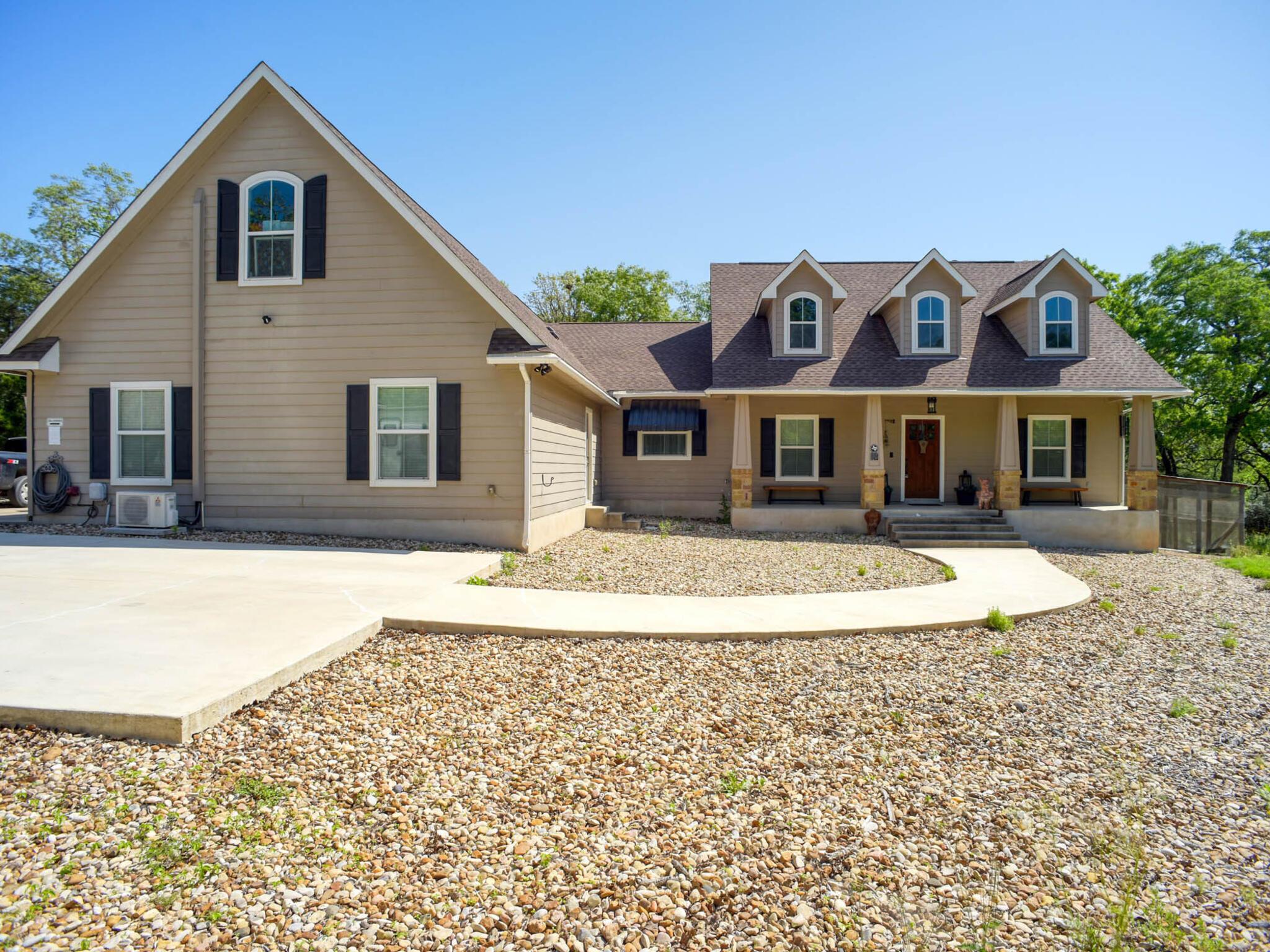 138 Wood Hollow Ct, Bastrop, TX 78602