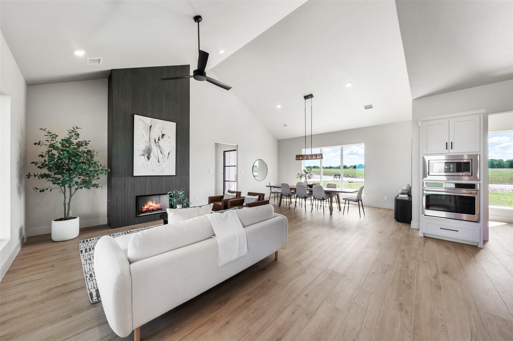 16120 Audrey Ln, Holland, TX 76534