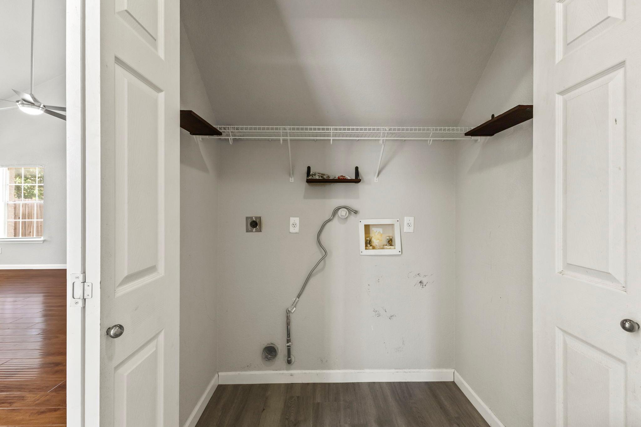 1704 Barilla Mountain Trl, Round Rock, TX 78664