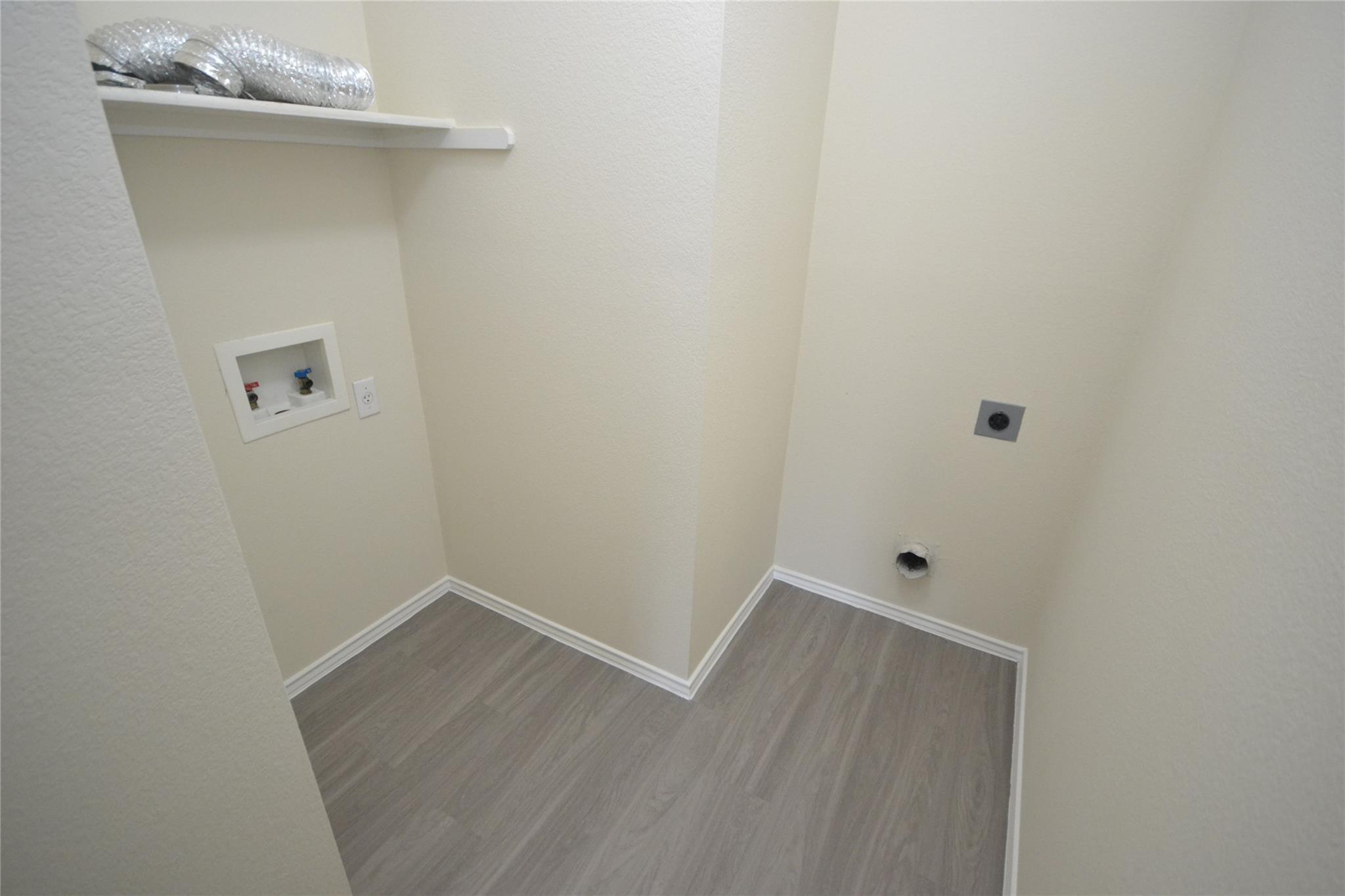 411 Golden Gate Dr, Leander, TX 78641