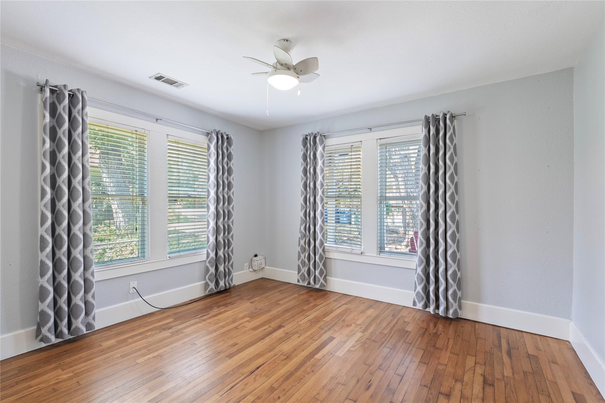 4709 Red River St, Austin, TX 78751