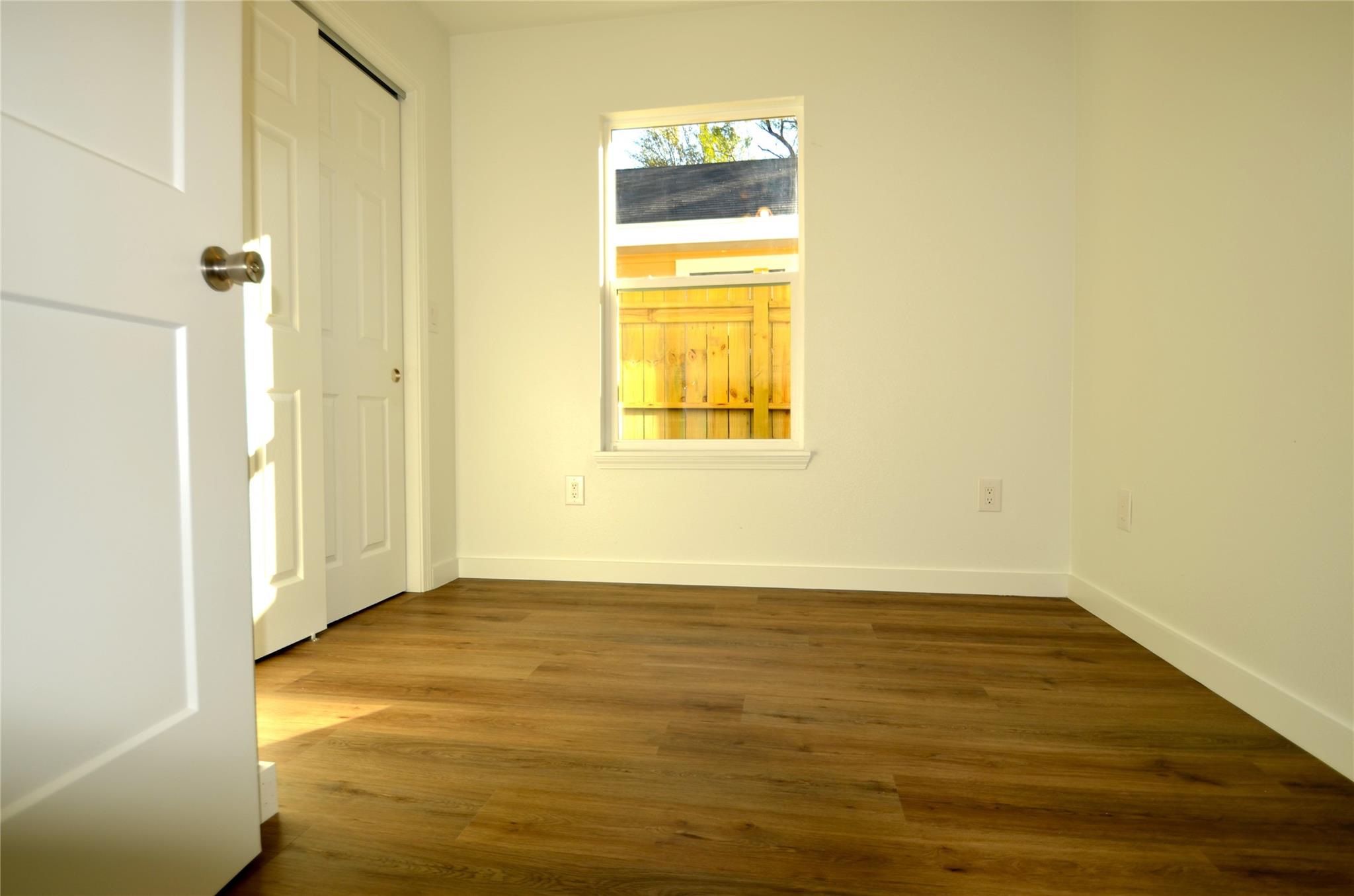 1517 Navajoe Trl, Kingsland, TX 78639