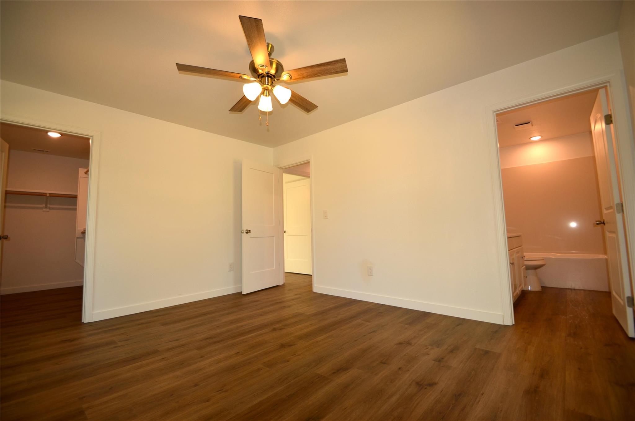 1517 Navajoe Trl, Kingsland, TX 78639