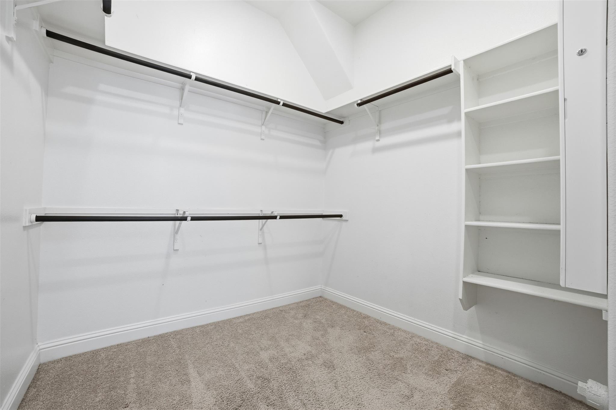 5200 Cornflower Dr, Austin, TX 78739