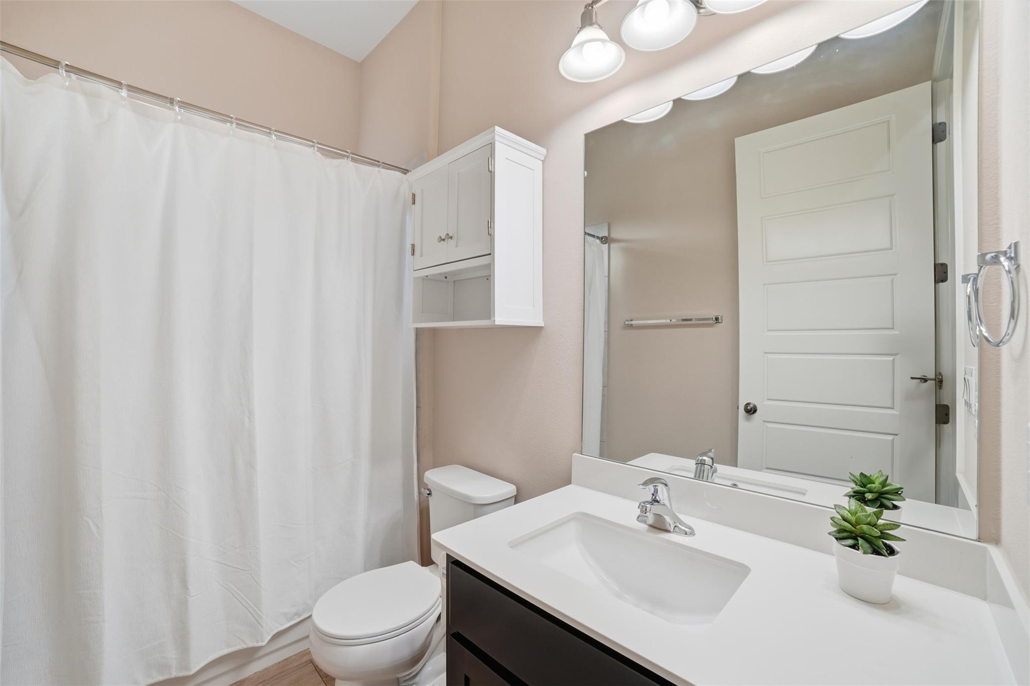 5200 Cornflower Dr, Austin, TX 78739