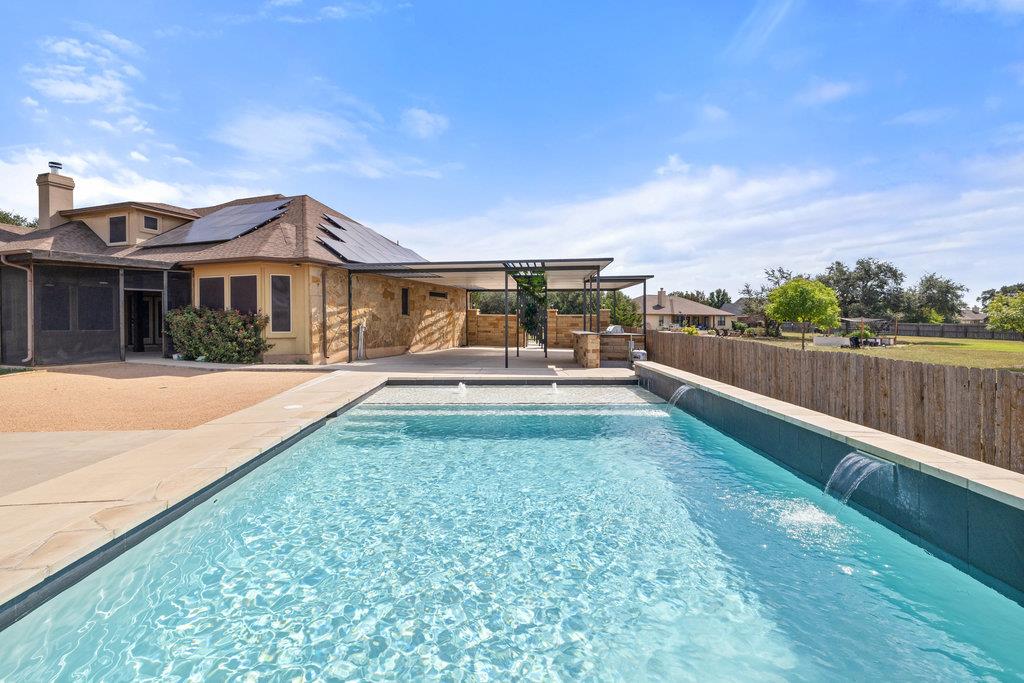 321 Sarahs Ln, Liberty Hill, TX 78642