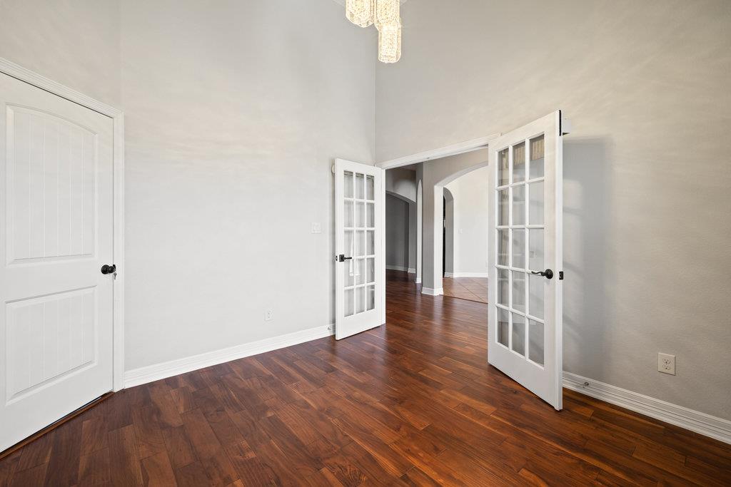 321 Sarahs Ln, Liberty Hill, TX 78642