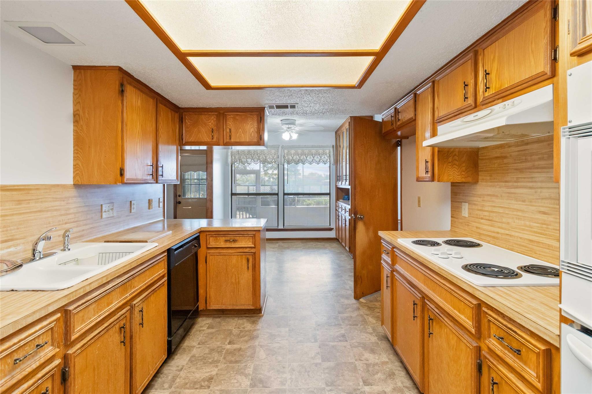 16717 Decker Creek Dr, Manor, TX 78653