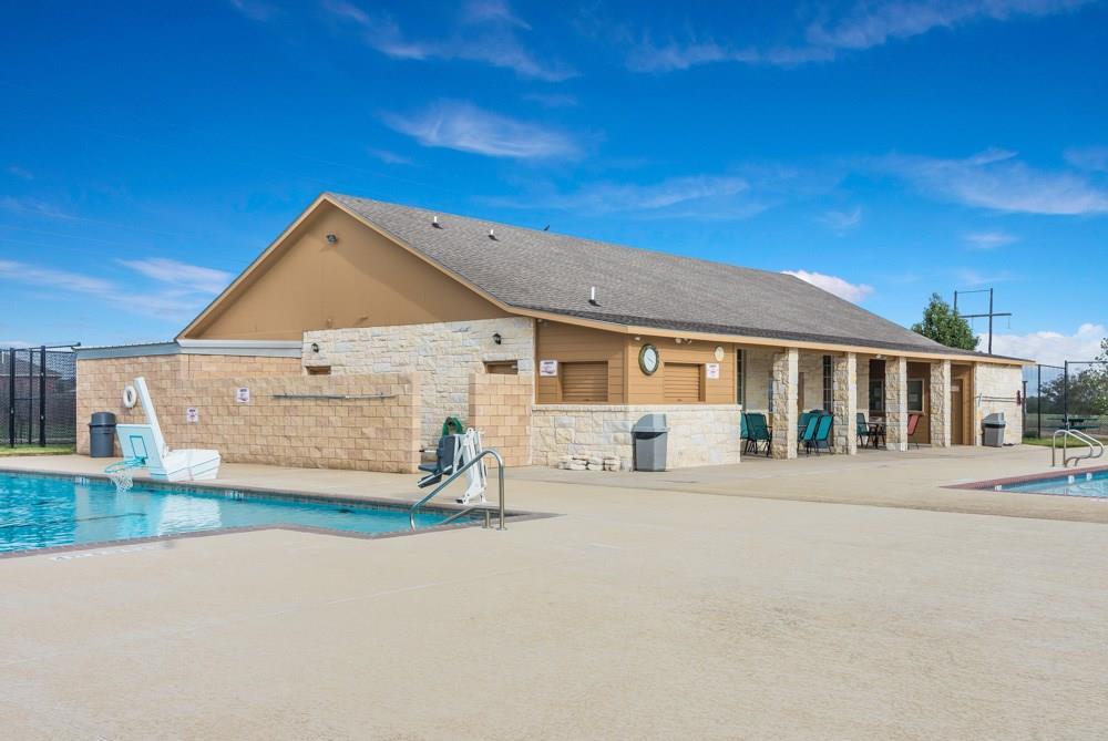 329 Yearwood Ln # 11C, Jarrell, TX 76537