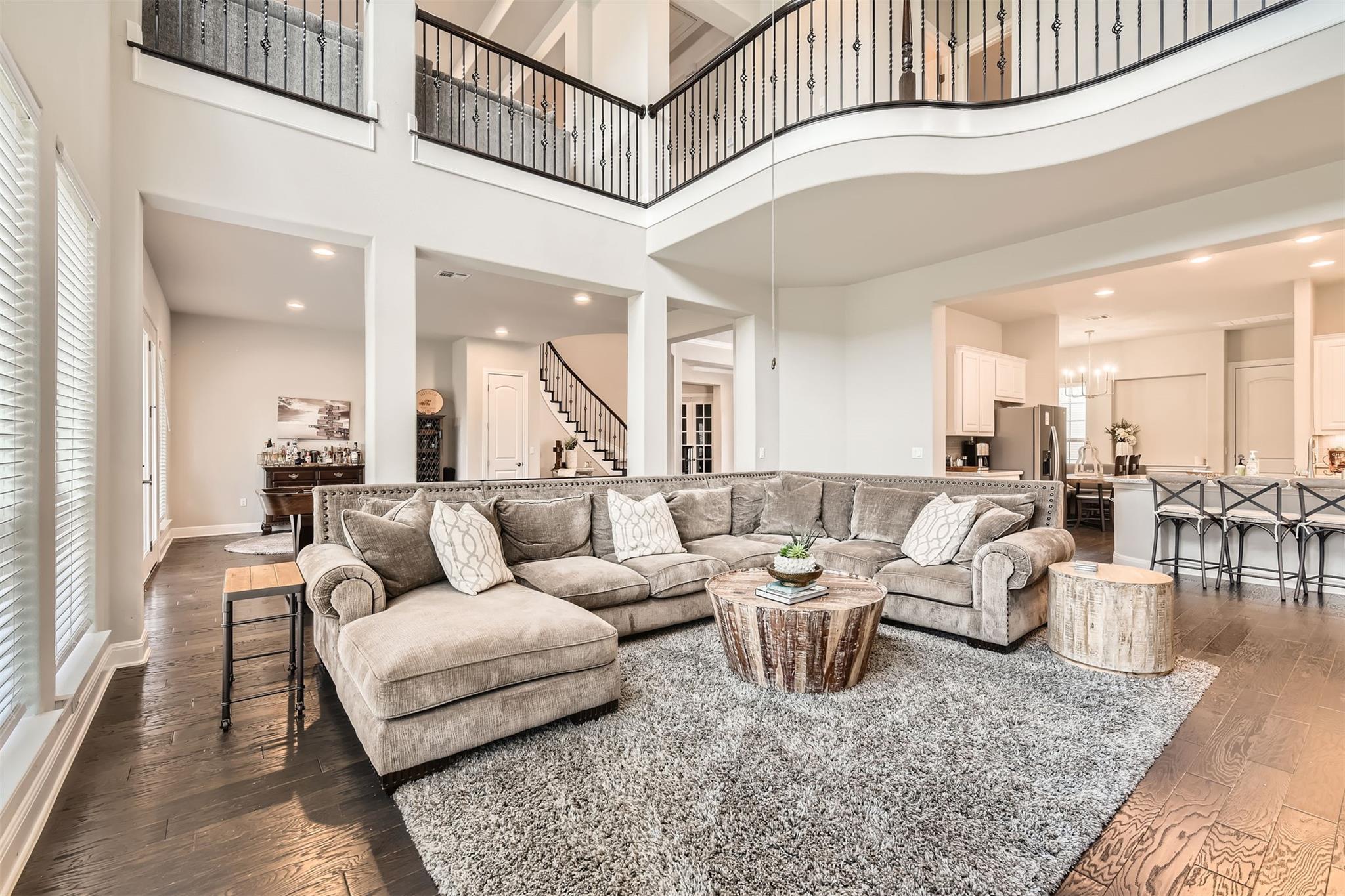 921 Morning Moon Cir, Austin, TX 78732