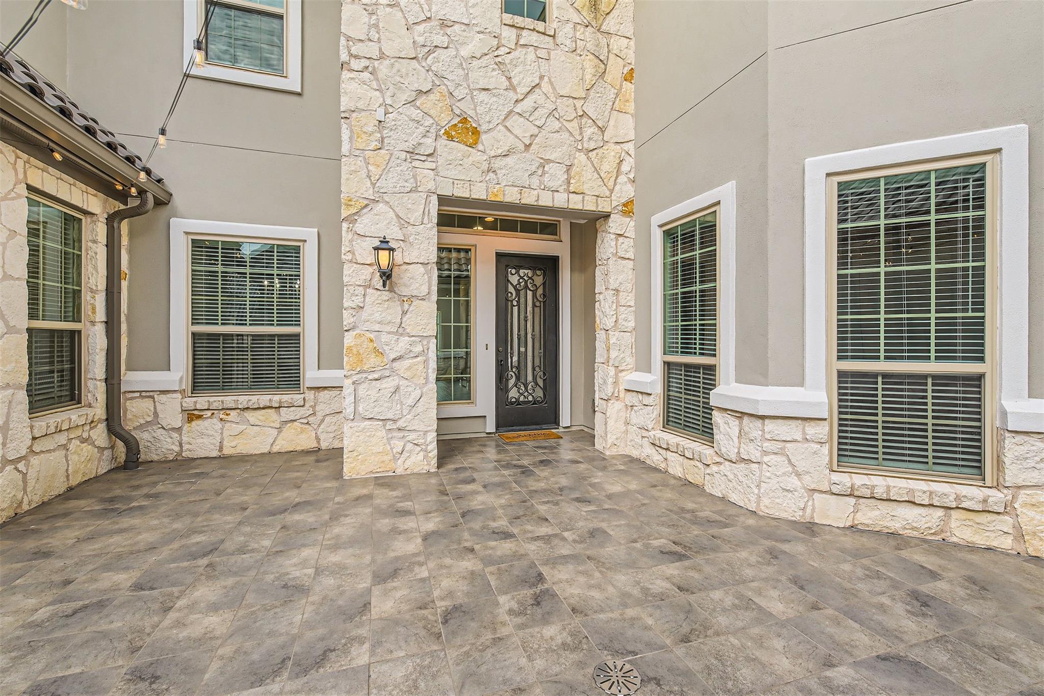 921 Morning Moon Cir, Austin, TX 78732