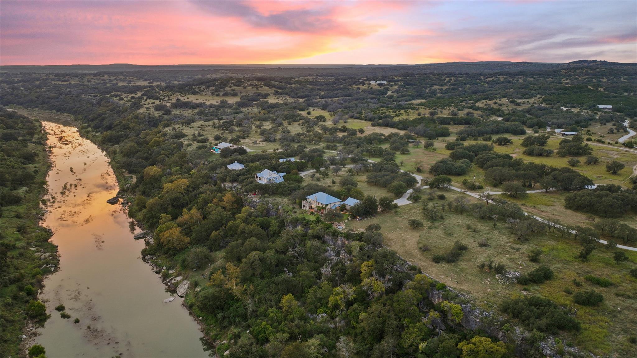 5012 Hupedo Ranch Rd # 1, Spicewood, TX 78669