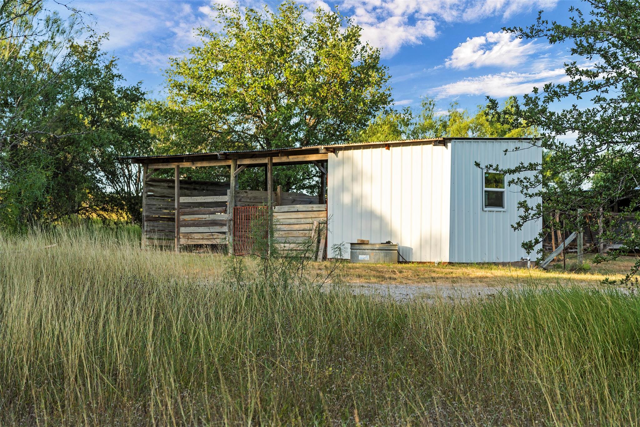 5012 Hupedo Ranch Rd # 1, Spicewood, TX 78669