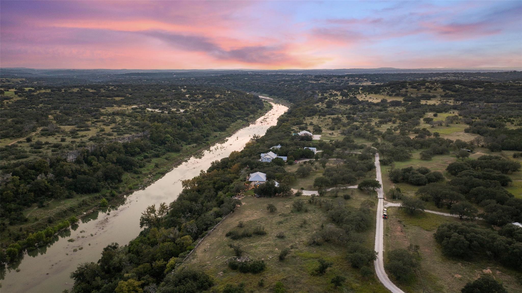 5012 Hupedo Ranch Rd # 1, Spicewood, TX 78669