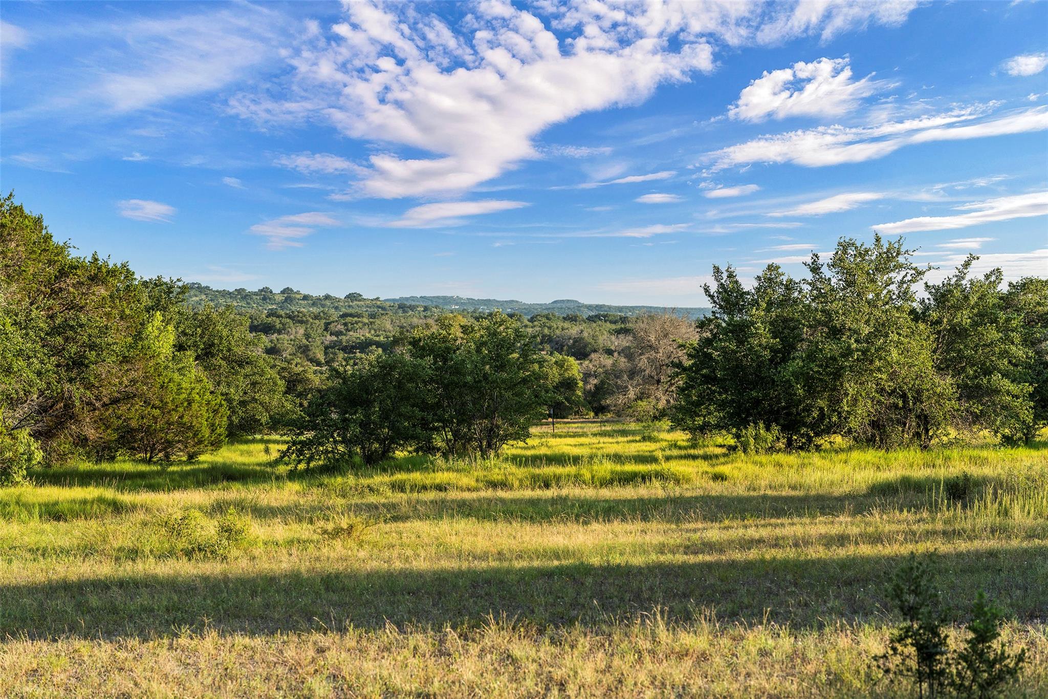 5012 Hupedo Ranch Rd # 1, Spicewood, TX 78669