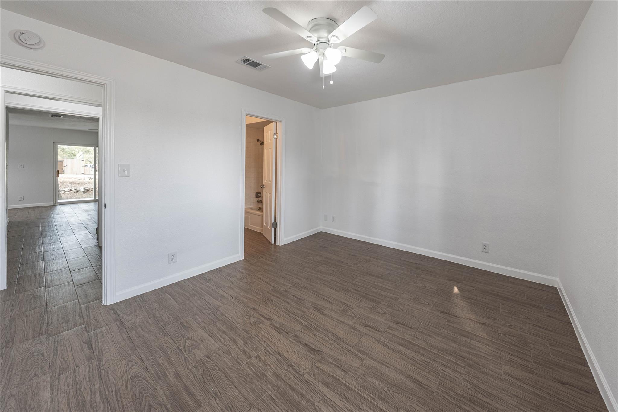 18 Cypress Fairway Vlg, Wimberley, TX 78676