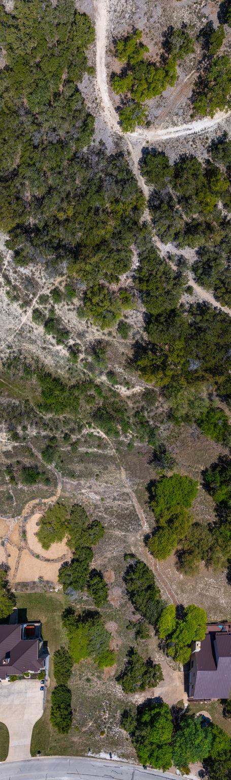 160 Lakefront Dr, Point Venture, TX 78645