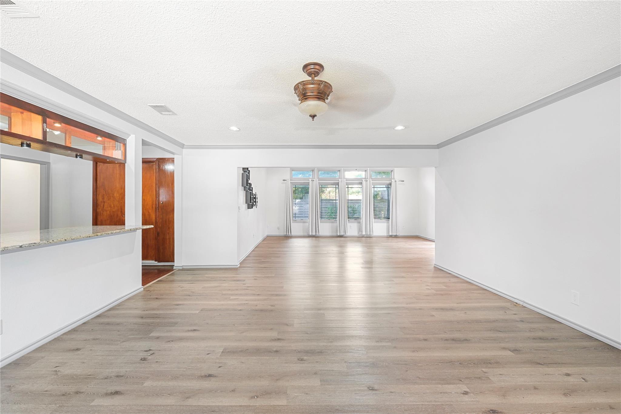 1604 Springdale Rd, Austin, TX 78721