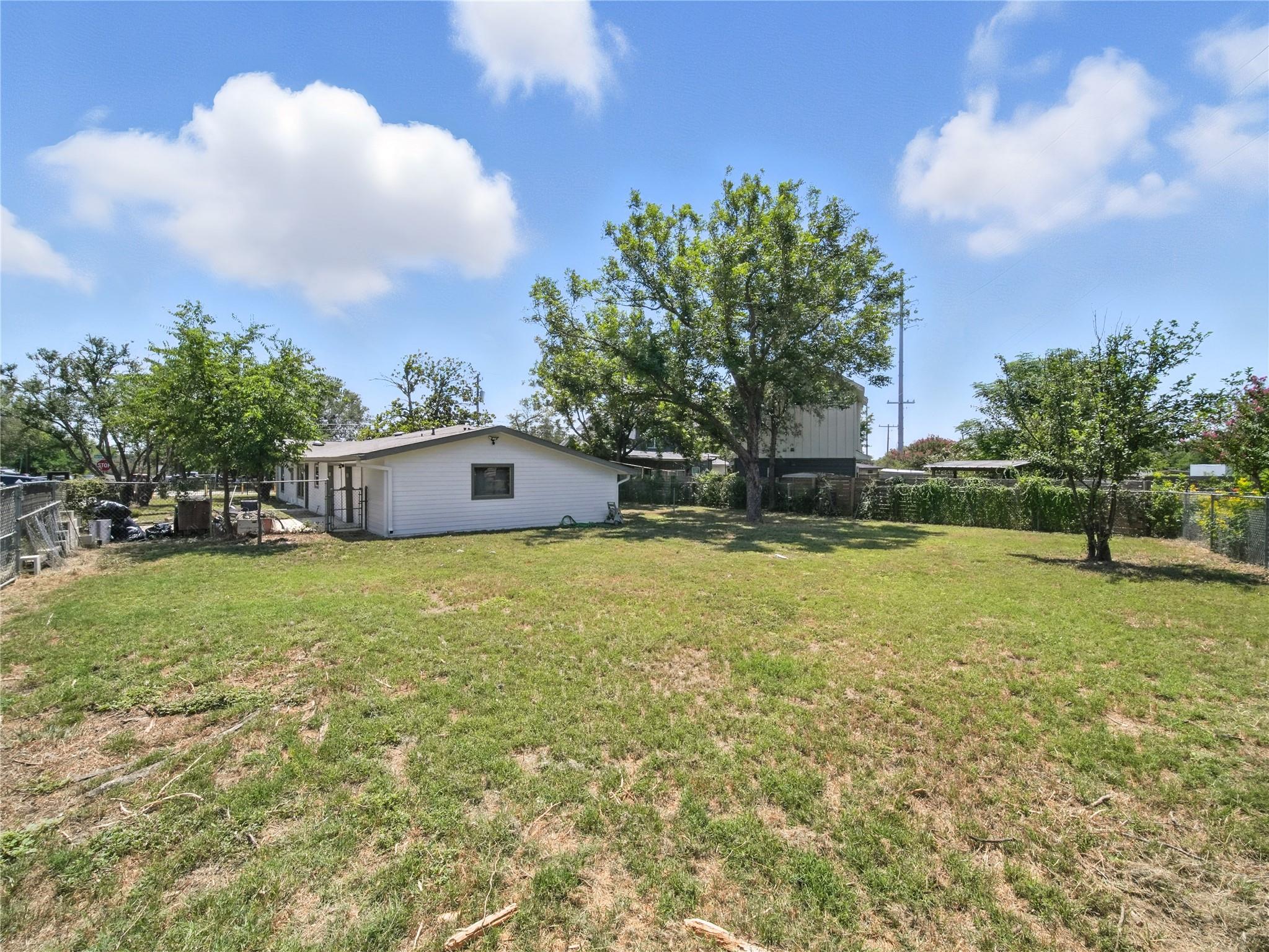 1604 Springdale Rd, Austin, TX 78721