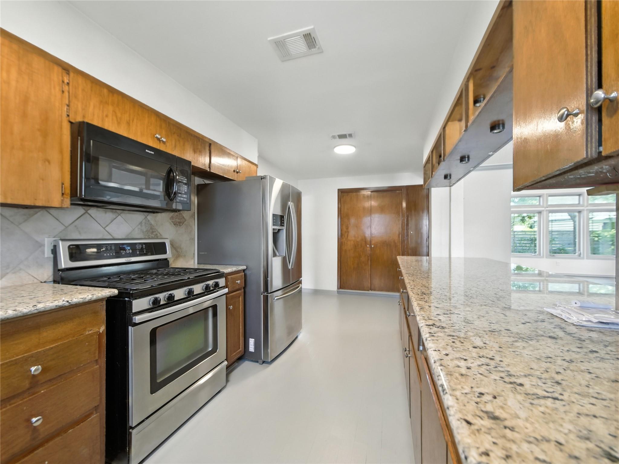 1604 Springdale Rd, Austin, TX 78721