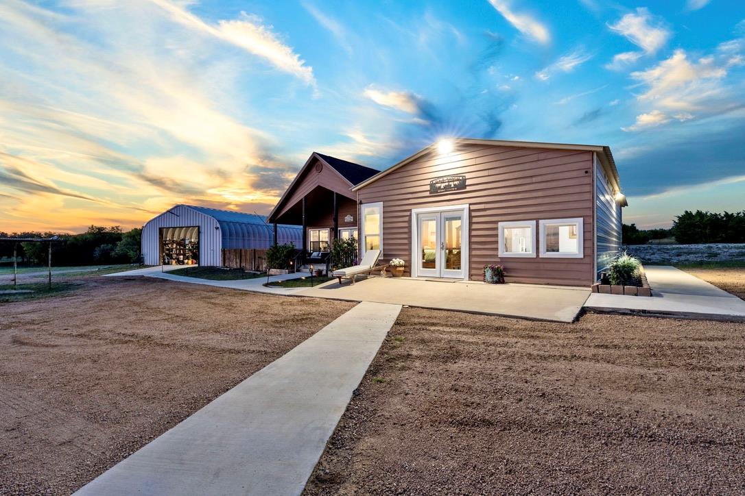 397 Private Road 3072, Lampasas, TX 76550