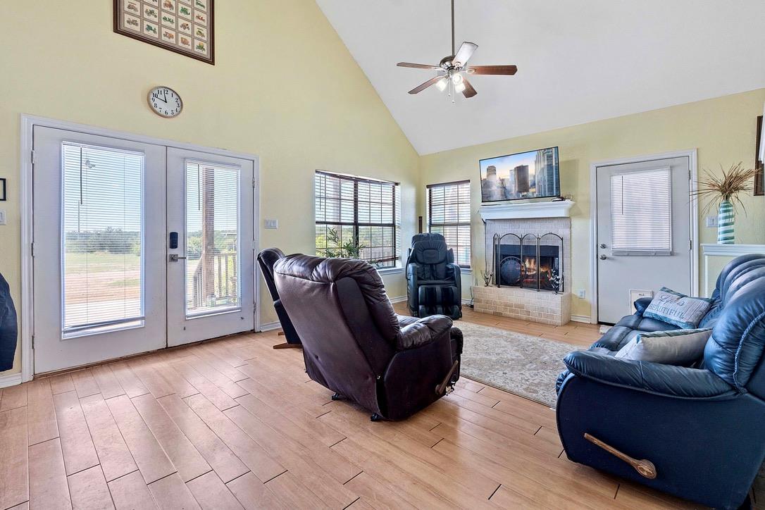 397 Private Road 3072, Lampasas, TX 76550