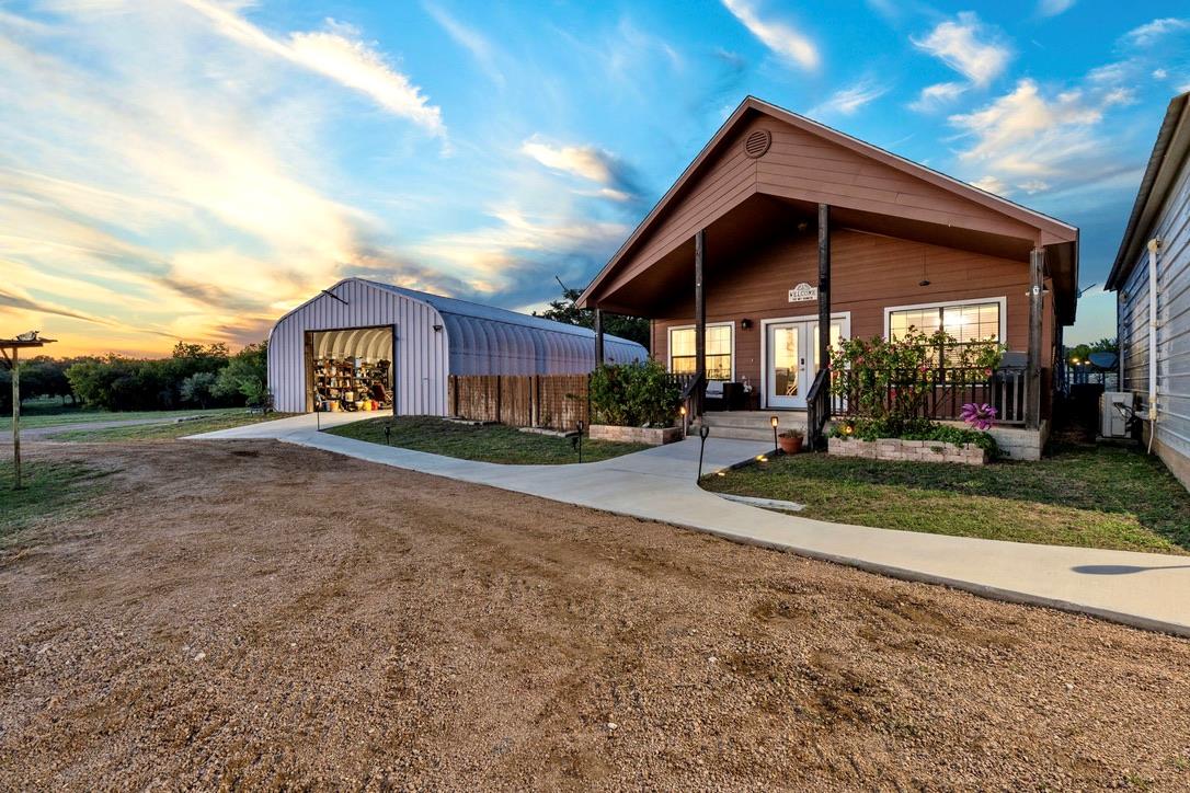 397 Private Road 3072, Lampasas, TX 76550